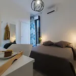 Suite Inn Catania 4*