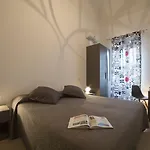 Suite Inn Catania Guest house 4*