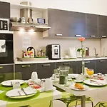 Suite Inn Catania 4*