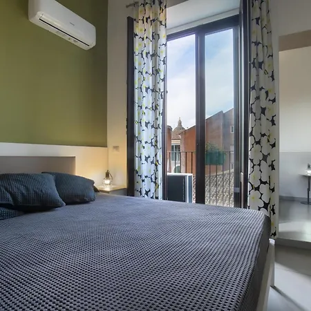 Suite Inn Catania Casa de hóspedes 3*