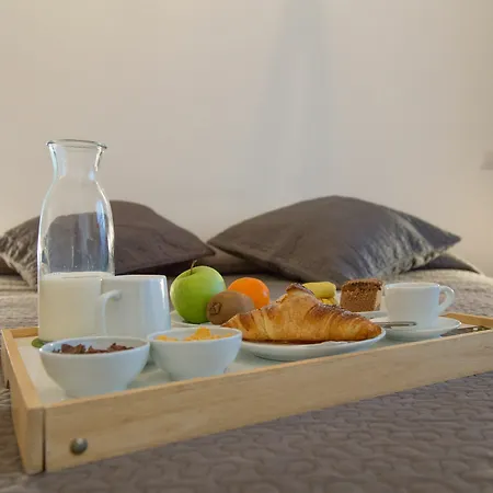 Suite Inn Catania Casa de hóspedes 3*